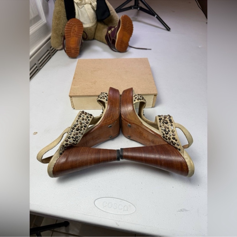 FRYE SUEDE Studded Gold Platform Heels - Picture 10 of 11